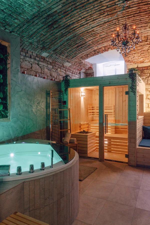 Sauna Central Praga Exterior foto
